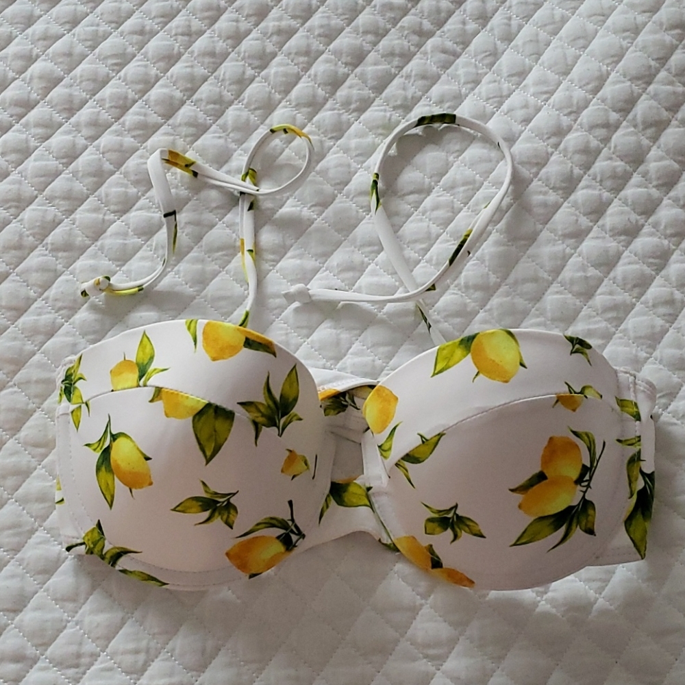 💚4/$16 NWOT ardene bikini top